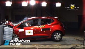 Testes Euro NCAP 2013Renault clio embate frente