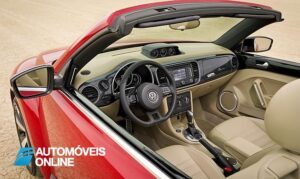 New VW Beetle Cabriolet 2013 left interior view