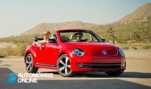 New VW Beetle Cabriolet 2013 right front view
