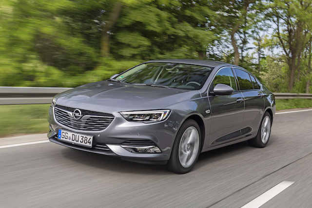 Opel Insignia com novas motorizações